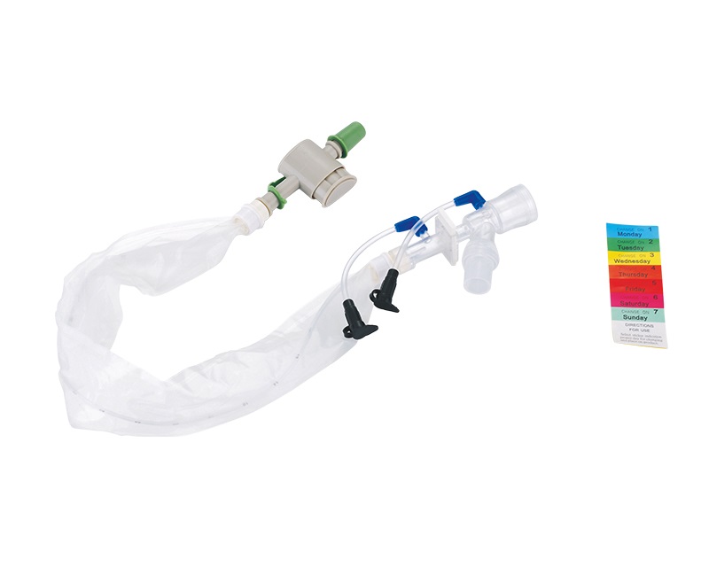 Closed suction catheter
